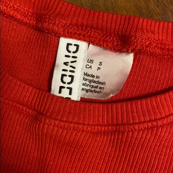 H&M Divided tee-bodysuit - Picture 3 of 4